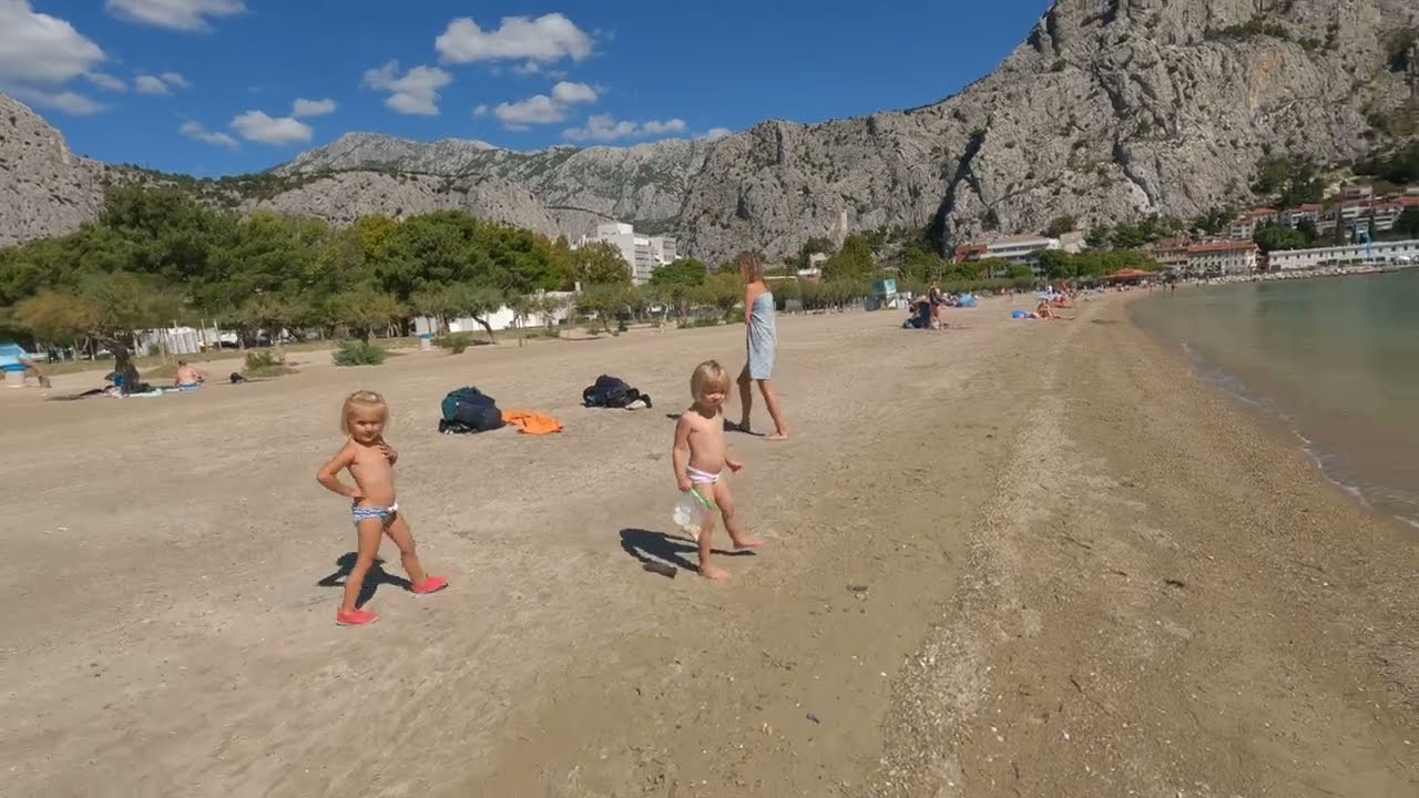 OMIS CROATIA 🇭🇷 Beach Walk [5K ULTRA HD] - Beautiful Croatian beach
