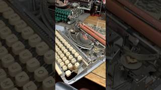 SHOP TALK!! Olympia SF typewriter shift motion ‘hitch’
