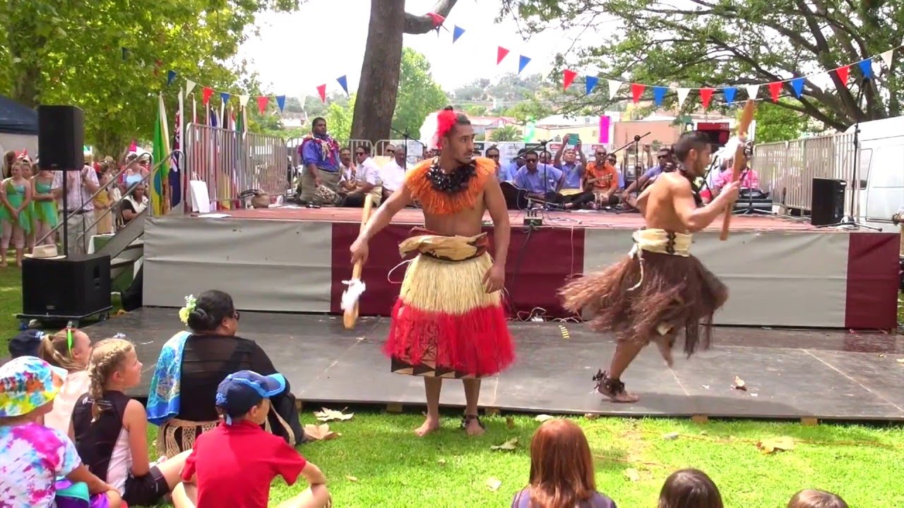 Cowra Festival Carnival 2016 - Kailao Item #2