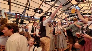 Münchner/Munich Oktoberfest 2023 - In der Schottenhamel-Festhalle SUPER MUSIK, Fantastische Stimmung