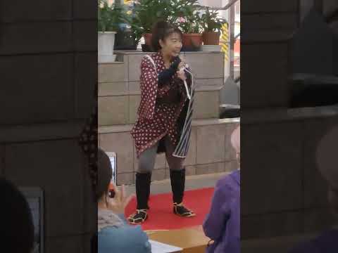 広田奈緒さん 柏崎フォンジェで歌謡ショー