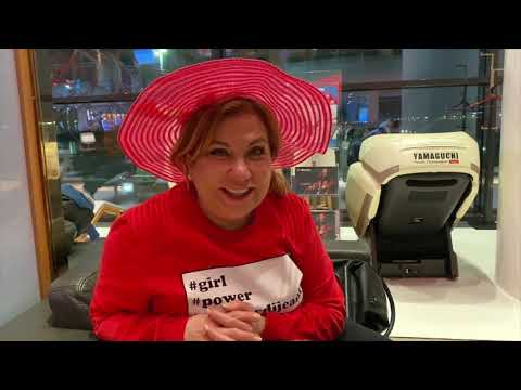 Video: Моника Беллуччинин эң сезимтал сүрөттөрү