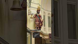 Australia. Gog and Magog.