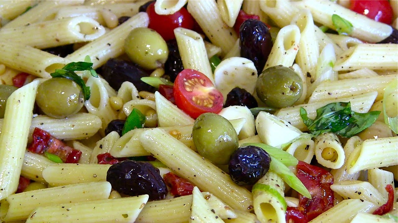 Nudelsalat-Italienischer-mediterraner Nudelsalat-Italienische Pasta ...