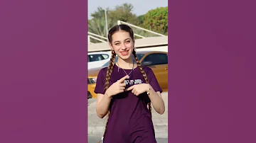 بتمشى معاها ونتكلم لسا بحنلها 