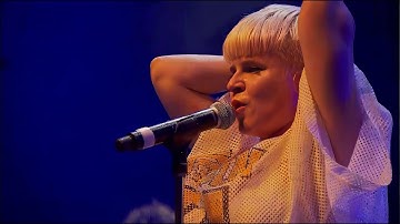 Robyn - Dancing On My Own