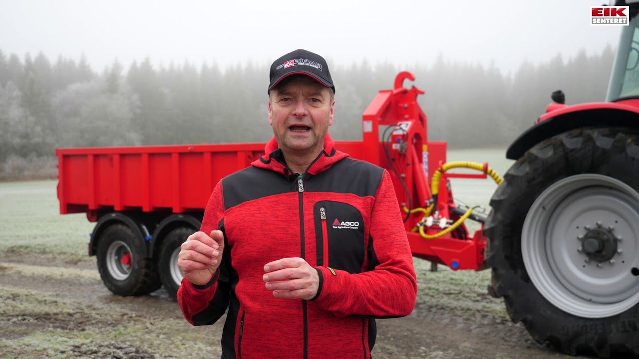 MF 7719 S med krokløft