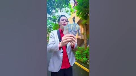 黑天使嘲笑小丑沒錢買冰糖葫蘆！沒想到最後還有驚喜？#天使 #小丑 shorts