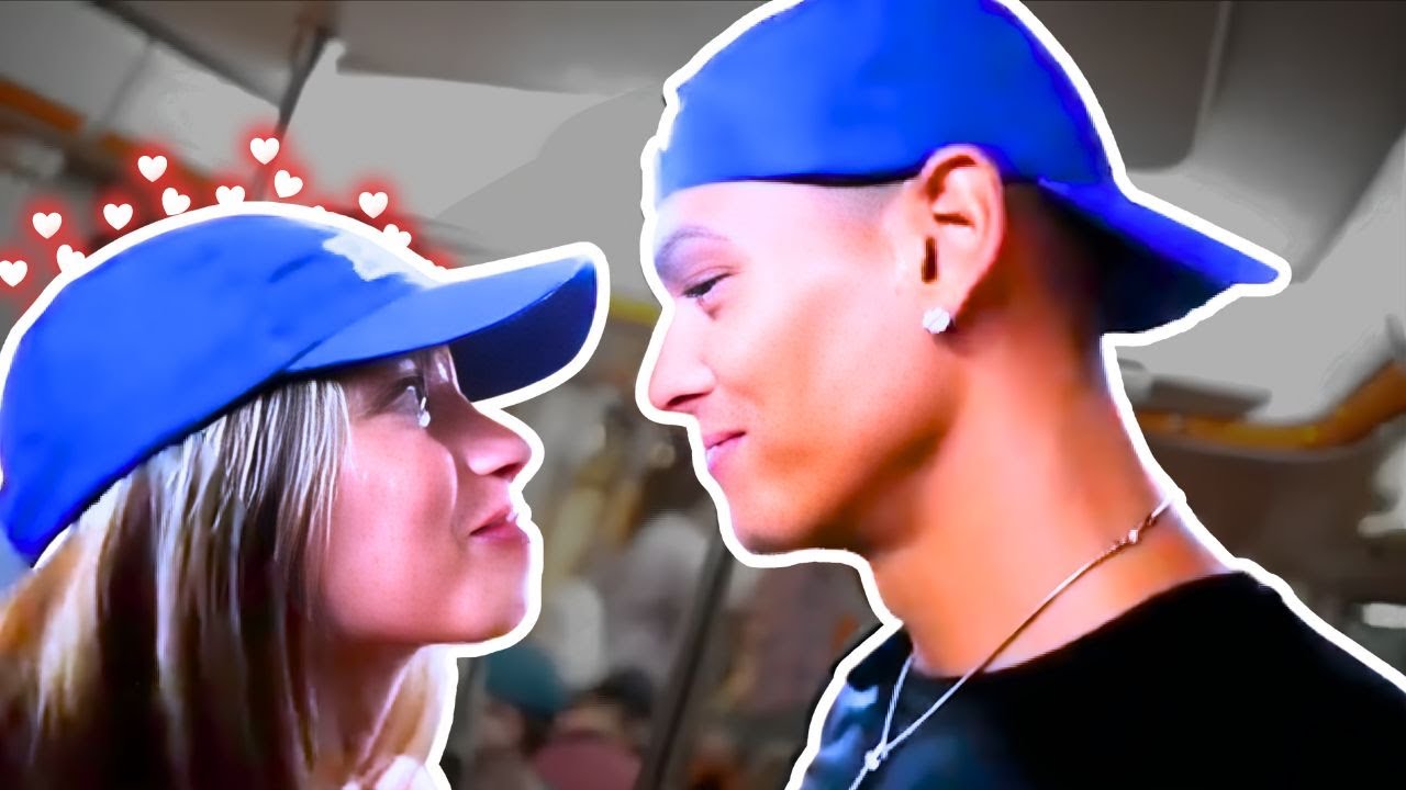 Habits Women Can't Resist in Men