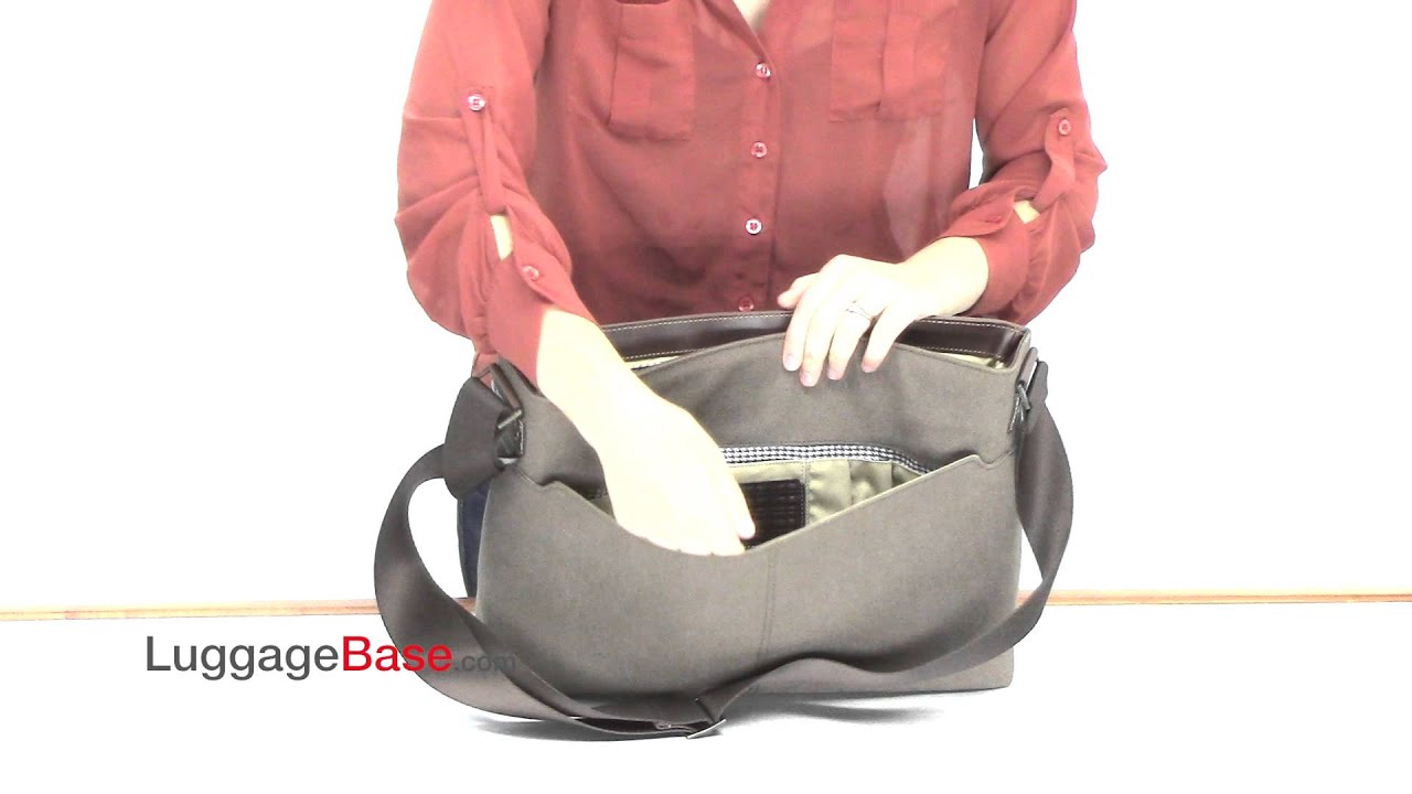 boconi bryant messenger bag