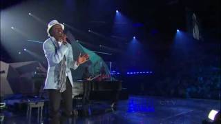 K Naan - Wavin Flag Feat. Drake Justin Bieber & Nikki Yanofsky 2010 Juno Awards 720P 