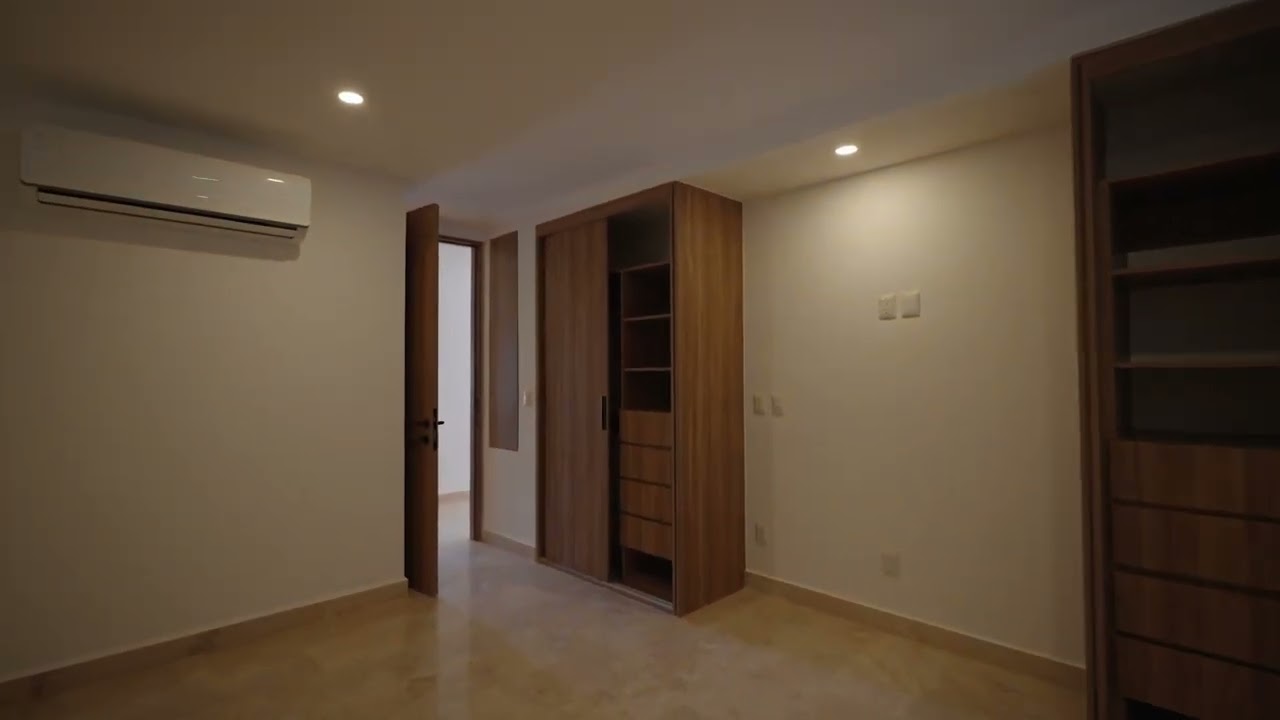 Unidad 1806 Virtual Tour - Harbor 171