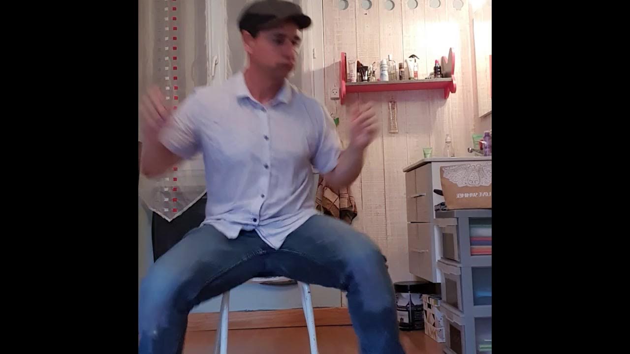 Air batterie Invisible drum ( Rowan Atkinson ) YouTube