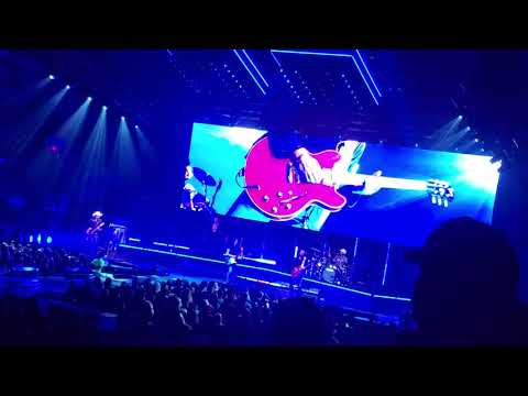 Old Dominion - Midnight Mess Around - LIVE in Kitchener #weareolddominion Tour