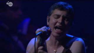 Sinéad O'Connor - "Dark I Am Yet Lovely" (Live)