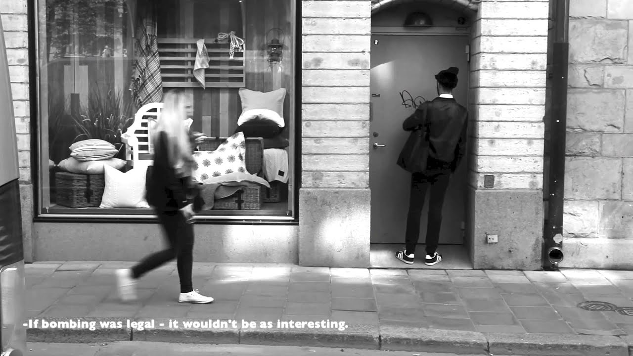 Bombing Alone. (Graffiti documentary).