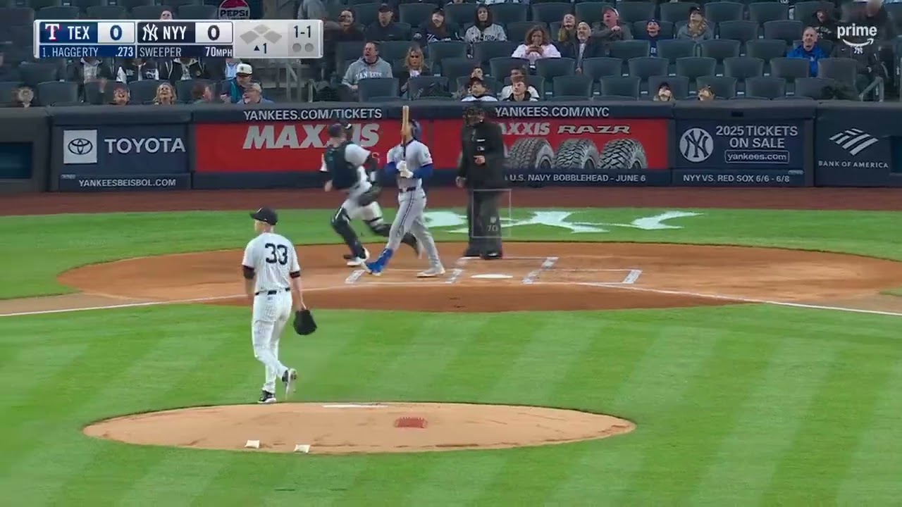 Ben Rice makes a great catch for the first out of the game