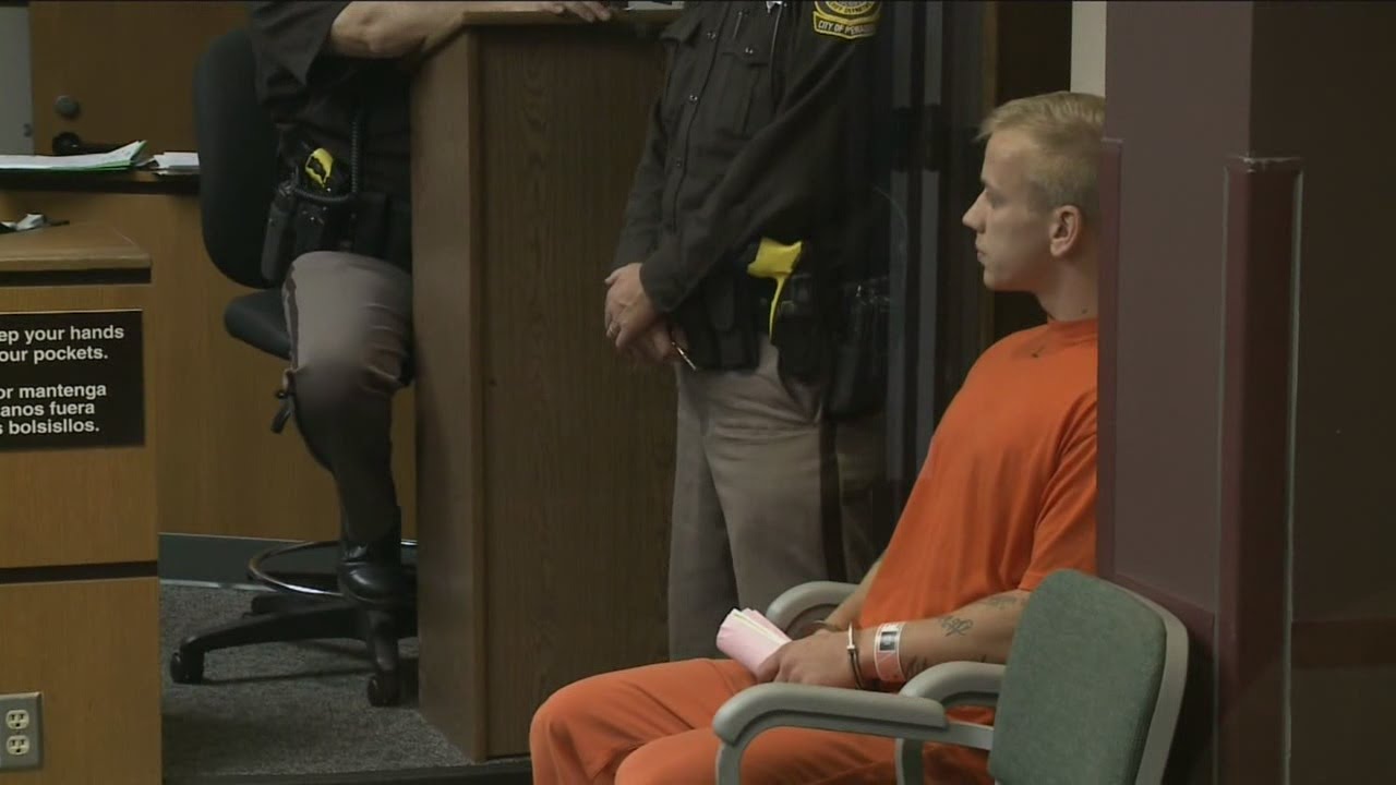 Man accused of sexually assaulting 12-year-old Waukesha girl - YouTube