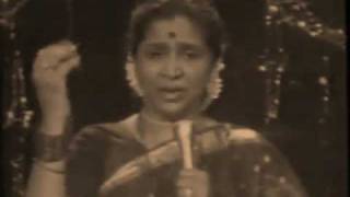 Yun Saja Chand - Asha Bhosle Live