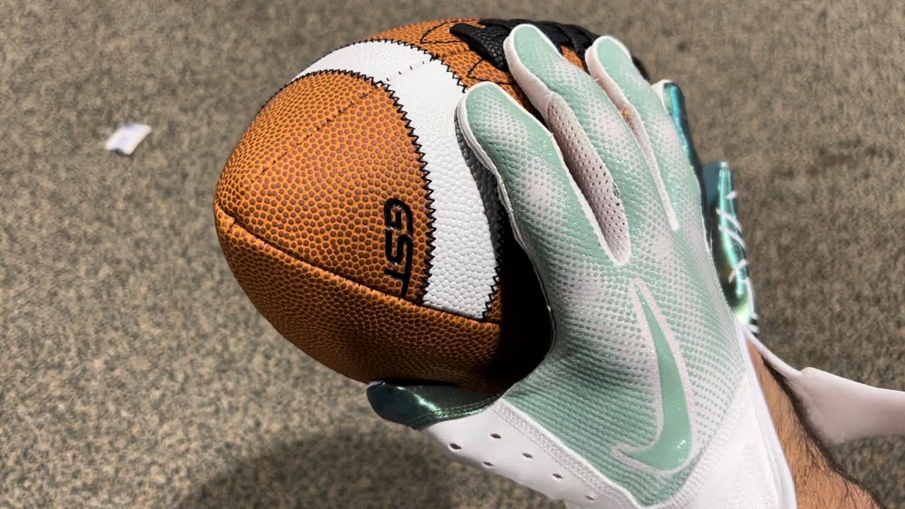Nike Vapor Jet 7.0 Iridescent Football Gloves YouTube
