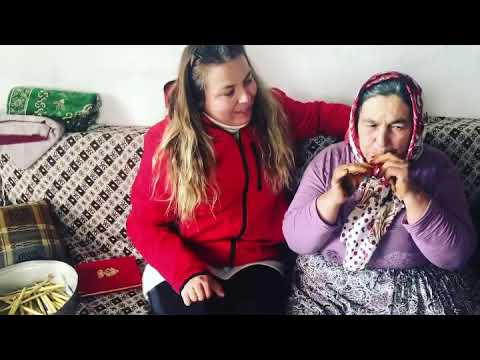 Nihal Salda / Sipsi ustası Beyağaçlı Helime Özke