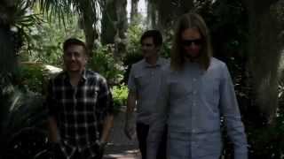 In the studio with Maroon 5 and MASCHINE | Native Instruments