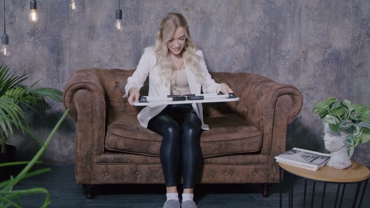 Tatkraft Casper Table d’Ordinateur Portable Pliable pour Les Genoux avec Emplacement pour Tablette