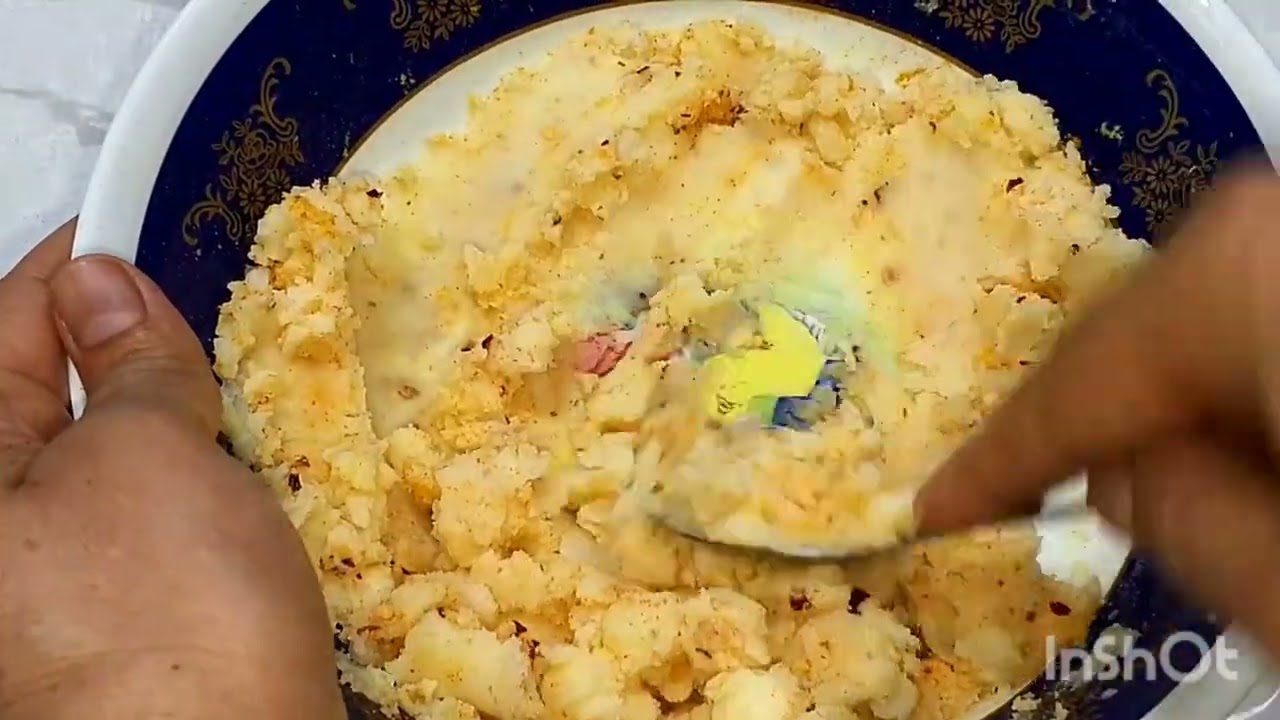 من الد الاطباق المغربية فهاد البرد  هي الحريرة المغربية مع كرات بطاطس محمره مع بغرير لصيام نصف شعبان