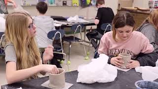 L E  White Middle School Electives - Art