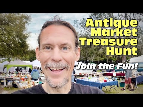 Flea Market Shopping Fun at Antique & Vintage Extravaganza!