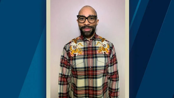 See Wade The Barber Give One Man His Hair (+ Confi...
