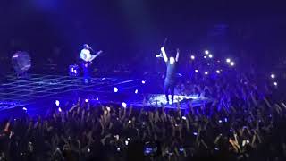 Imagine Dragons - Demons - LIVE (Antwerp, Belgium 2018)
If you like the video give it a thumbs up and subscribe to my channel
Fien ♥
Twitter: https://twitter.com/fien_molly
Instagram: https://www.instagram.com/fienvolkaerts/?hl=en Imagine Dragons - Demons - LIVE (Antwerp, Belgium 2018)