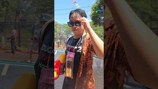 ขอแม่เล่นสงกรานต์ VS ขอพ่อเล่นสงกรานต์ #songkran #comedy #funny #shorts