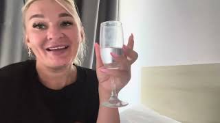 видео: Ялта Интурист! Обзор номера стандарт улучшенный.Очень вкусный плов. картинка: Ялта Интурист! Обзор номера стандарт улучшенный.Очень вкусный плов.