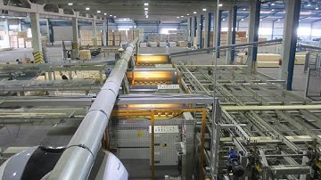 CURSAL in Russia - 3 Extremely fast TRV 2700 EB optimizing crosscut saws - scanner - vacuum loader