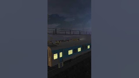 Humsafar Express Crossing with Shatabdi Express| #train #trending #mobilegaming #shorts #viralvideo