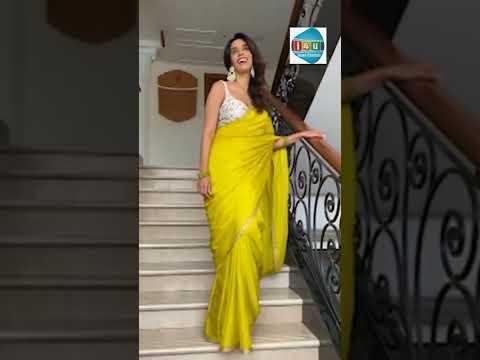 Oops Moment of Mallika Sherawat in Yellow Saree | Mumbai