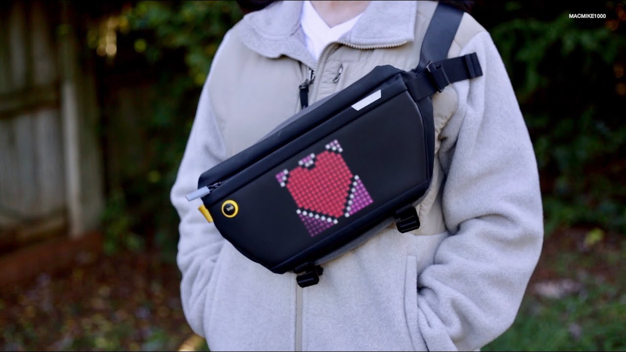 Divoom Pixoo Slingbag with LED Display 