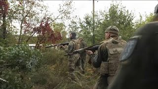 Украинские военные зачищают Ямполь