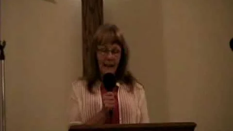 Sis Darlene Walker sings Daddy's Hands