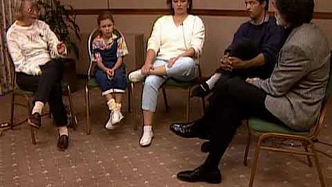 Tres Madres: Structural Therapy with an Anglo/Hisp...