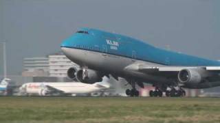 - 18 Takeoffs In 7 Minutes - 12-10-08