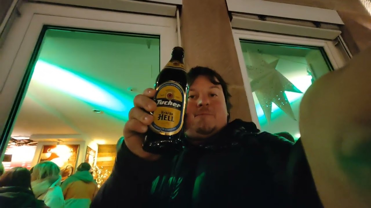 Nürnberg Christkindlesmarkt 2024, Blick auf den Markt von Panorama Terrasse.