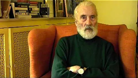 Who is Christopher Lee related to?