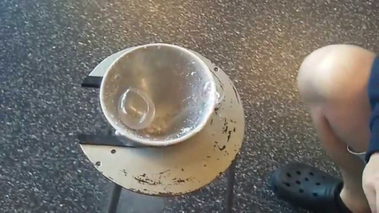 What happens if you put a soap bubble in liquid nitrogen? YouTube