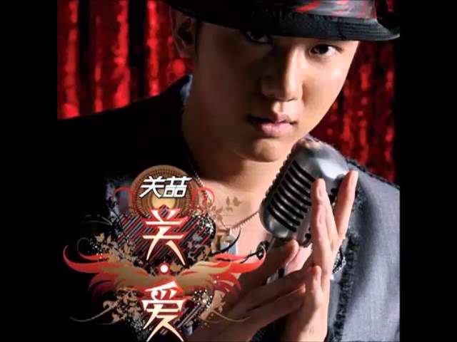 Tonton 關喆 -《關·愛》- 戒愛 di YouTube Tonton 關喆 -《關·愛》- 戒愛 di YouTube