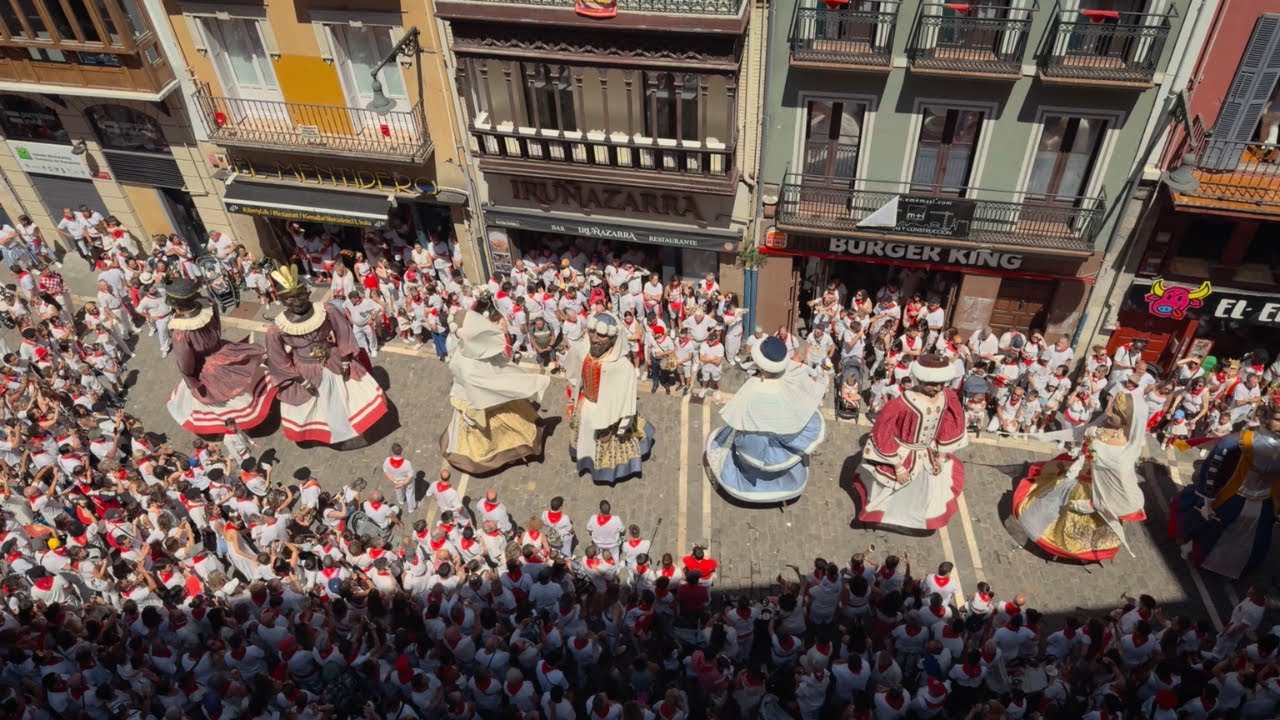 Vals de los Gigantes de Pamplona X Suakai | San Fermín 2025
