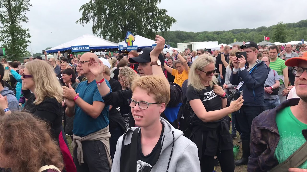 Kandis: Midt om natten...