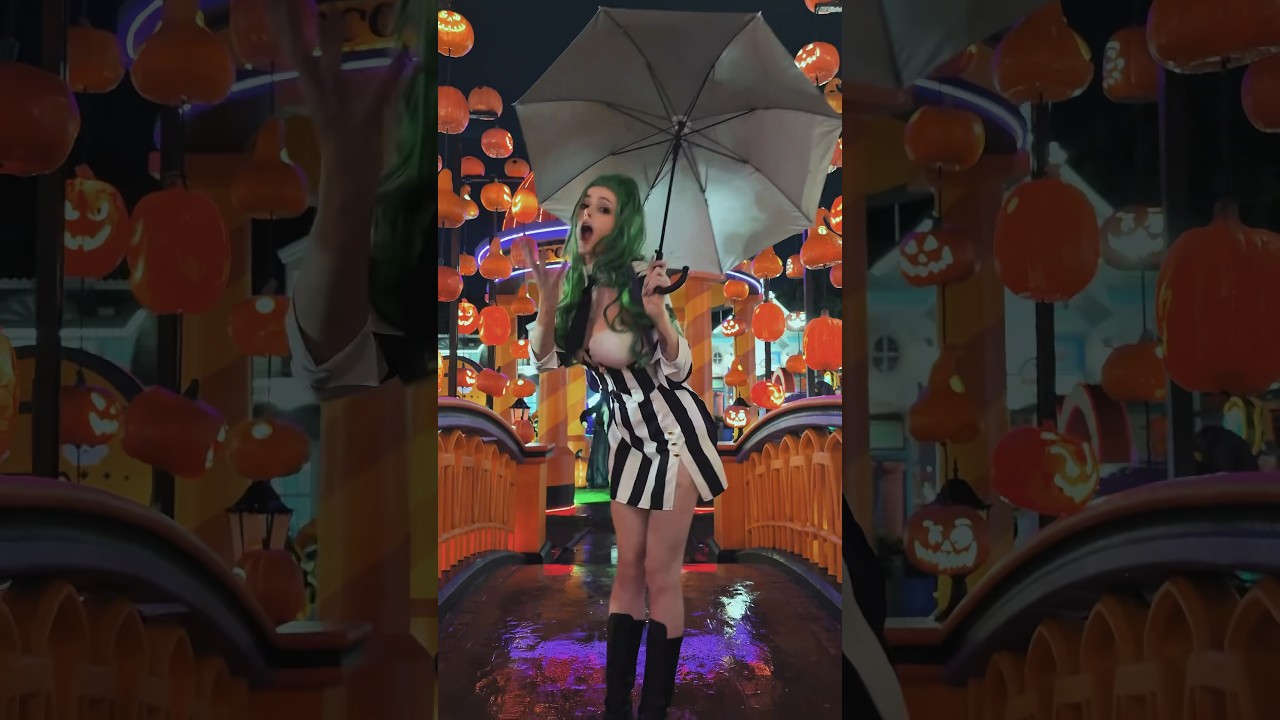 Beetlejuice💚 do you lole my Halloween costume?