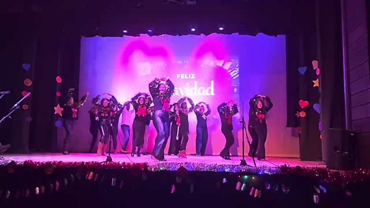 Baile de profes en navidad 2025 Ceip San Isidro